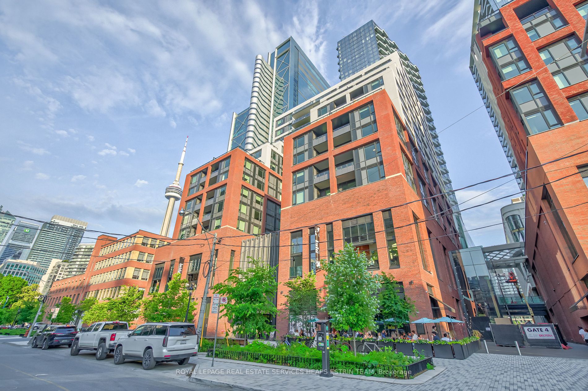 425 Wellington Street West Unit 1302, Toronto