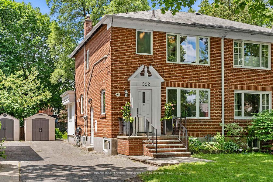 52 Sutherland Drive, Toronto 