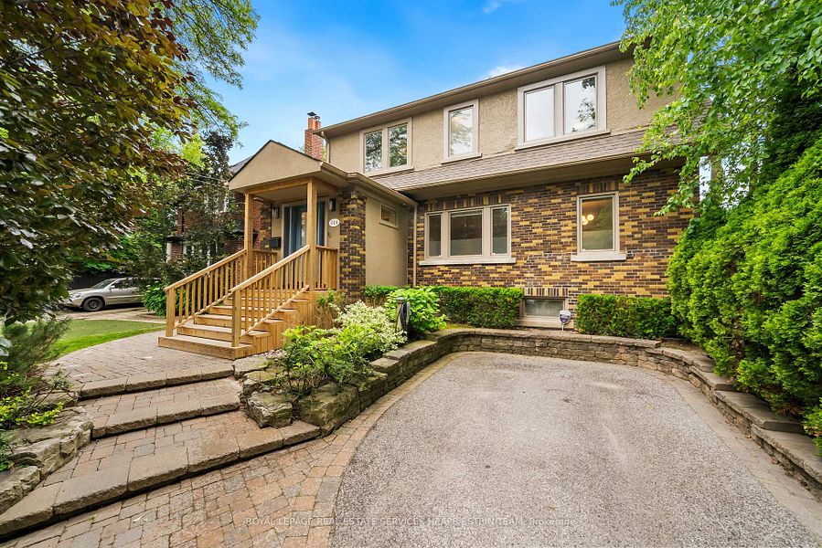 844 Duplex Avenue, Toronto