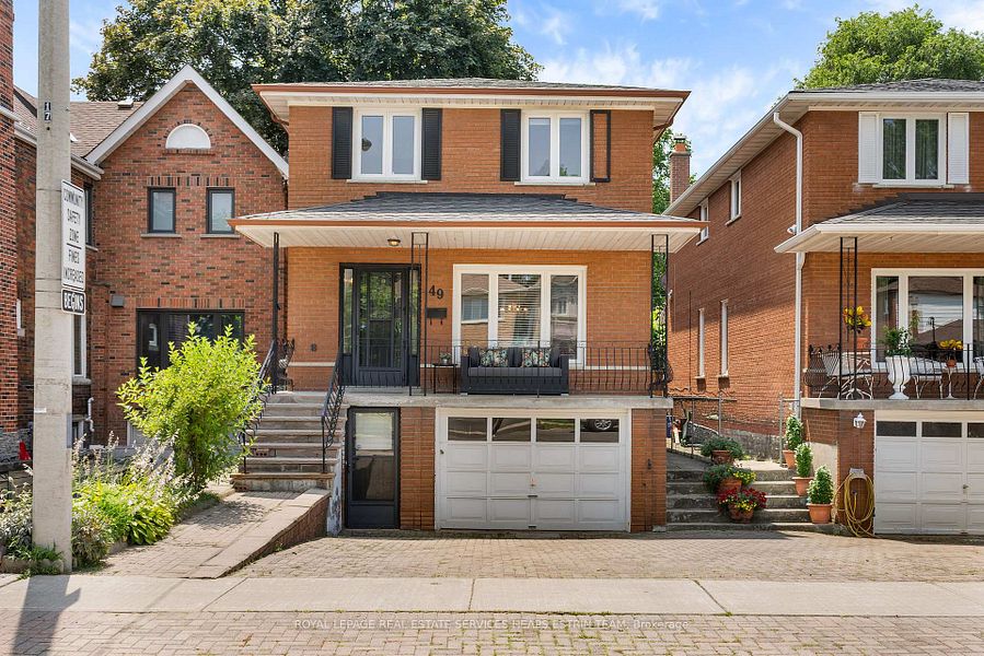 49 Woodville Avenue, Toronto