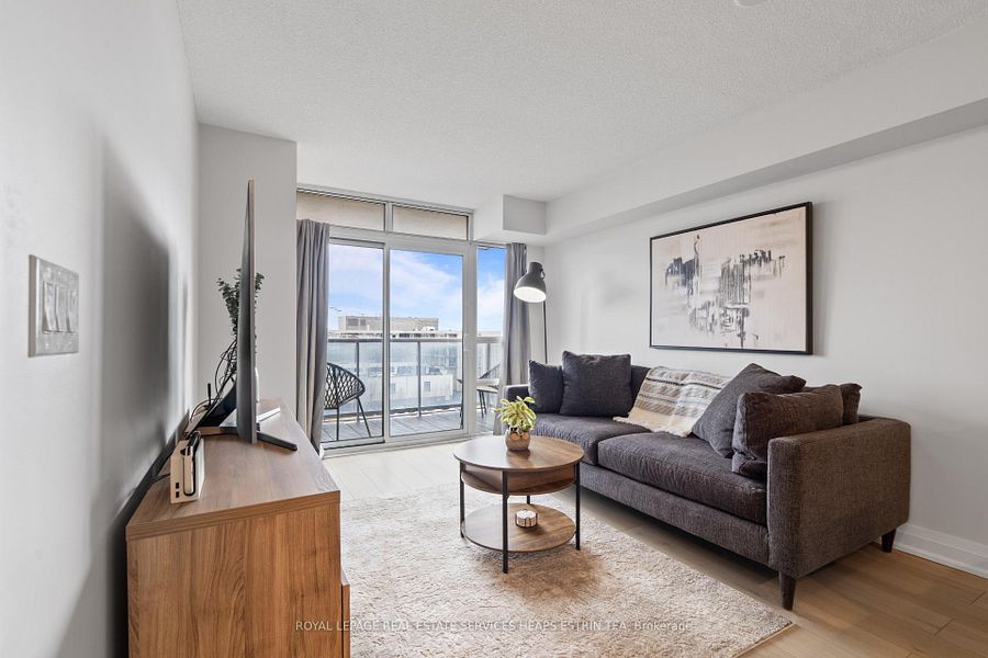 3 Michael Power Place Unit 606, Toronto