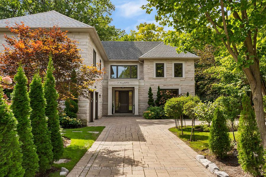 10 Moorehill Drive, Toronto