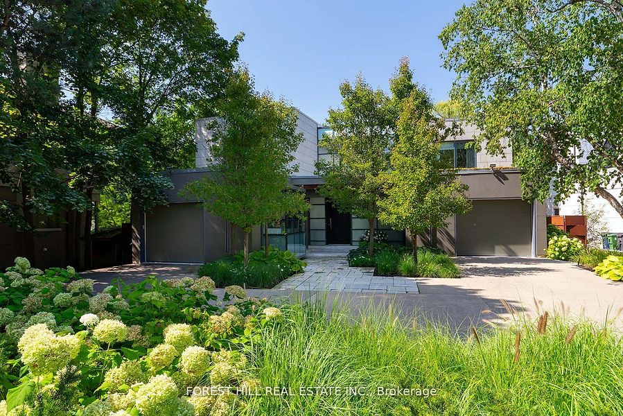 19 Alderbrook Drive, Toronto