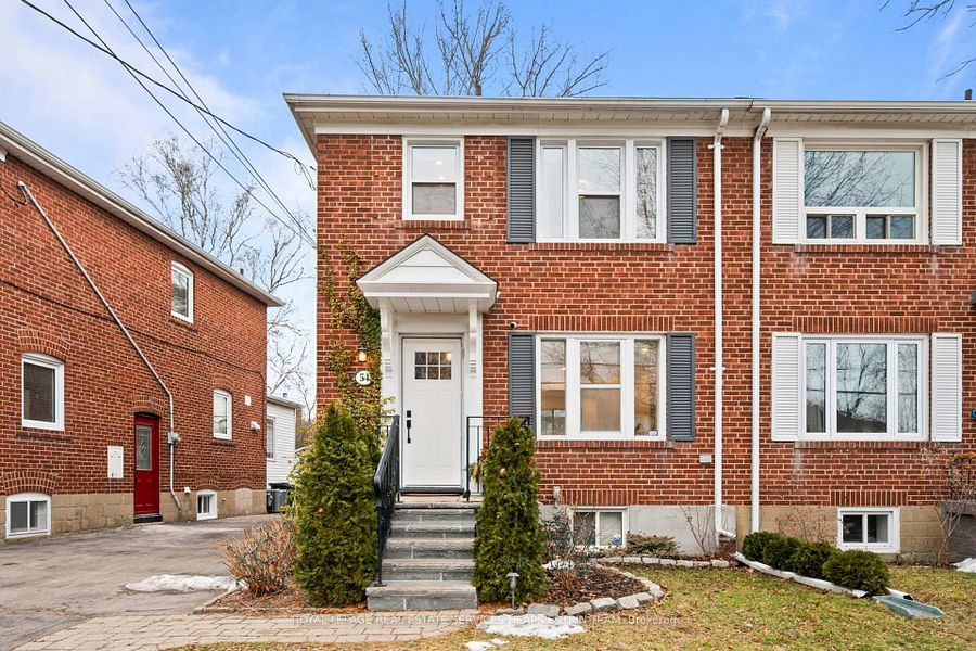 54 Thursfield Crescent, Toronto