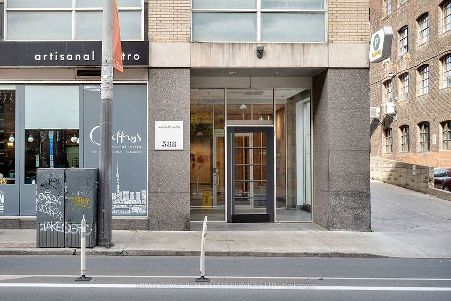 388 Richmond Street West , Toronto