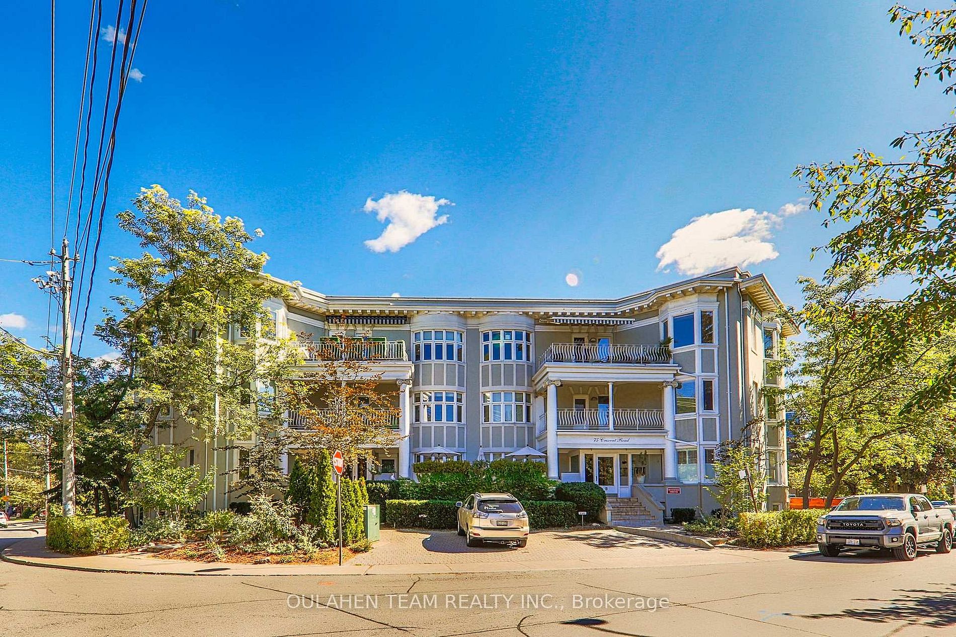 75 Crescent Road Unit 103, Toronto