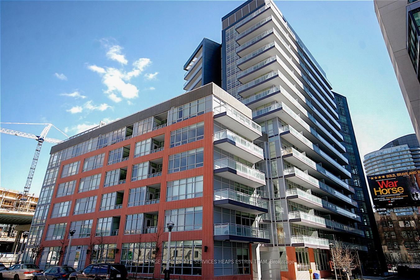 15 Bruyeres Mews Unit 1004, Toronto
