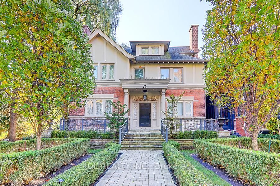 15 Castle Frank Crescent, Toronto