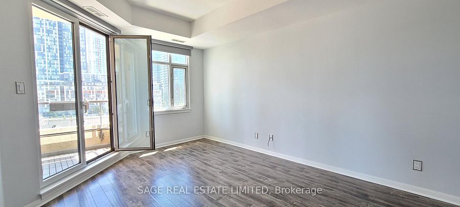 550 Front Street West Unit 438, Toronto
