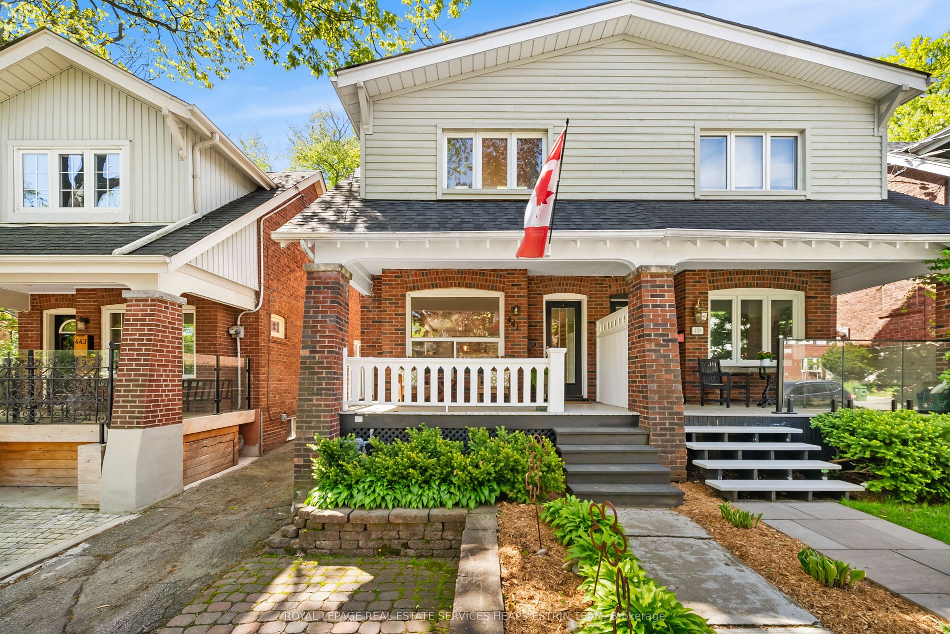 441 St Clair Avenue East, Toronto