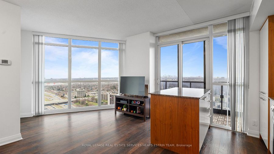5 Valhalla Inn Road Unit 2607, Toronto