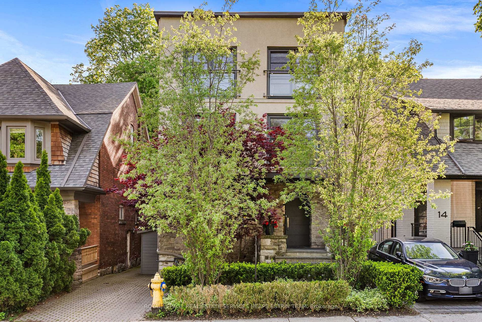 16 Inglewood Drive, Toronto 